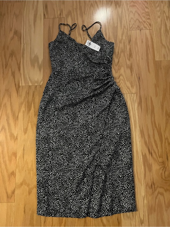 Abercrombie & Fitch Dresses & Skirts - Abercrombie Faux Wrap Midi Dress NWT